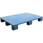 closed deck stackable plastic pallet