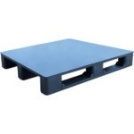 closed deck stackable pallet